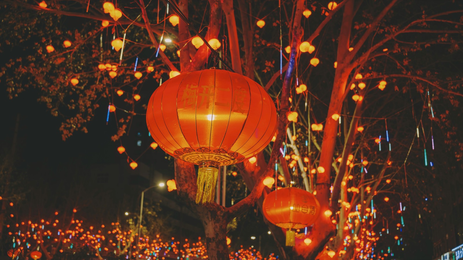 Rode lampionnen tijdens het lentefeest